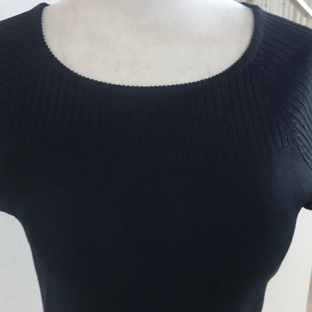 Black designer viscose top - Picture 3 of 9